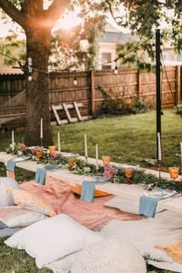 outdoor party table decor