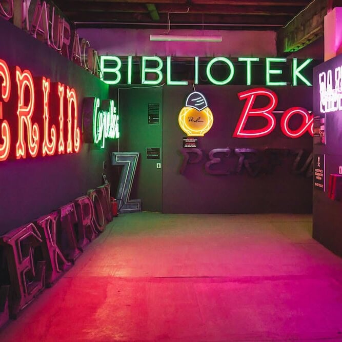 neon museum city glass neon signs
