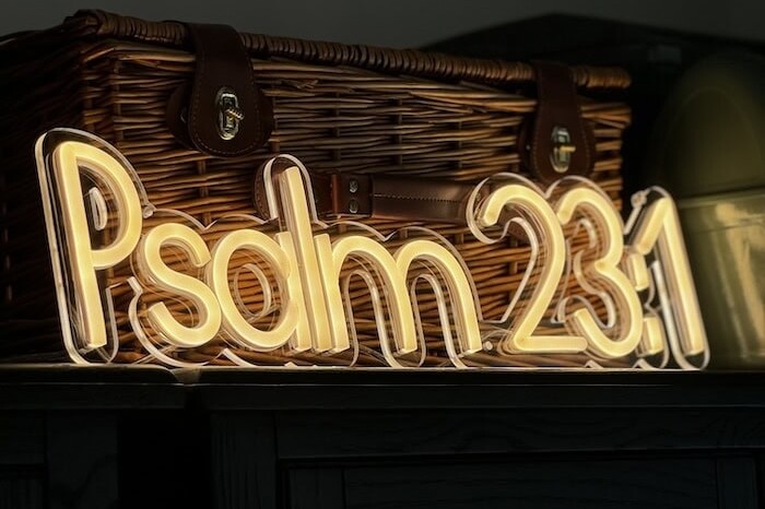 Bible-verse-neon-signs-psalm23:1-home-worship-noen-sign