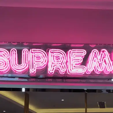 Supreme-pink-glass-neon-light-sign