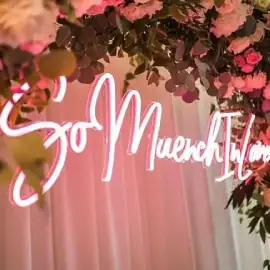 wedding-hanging-neon-sign