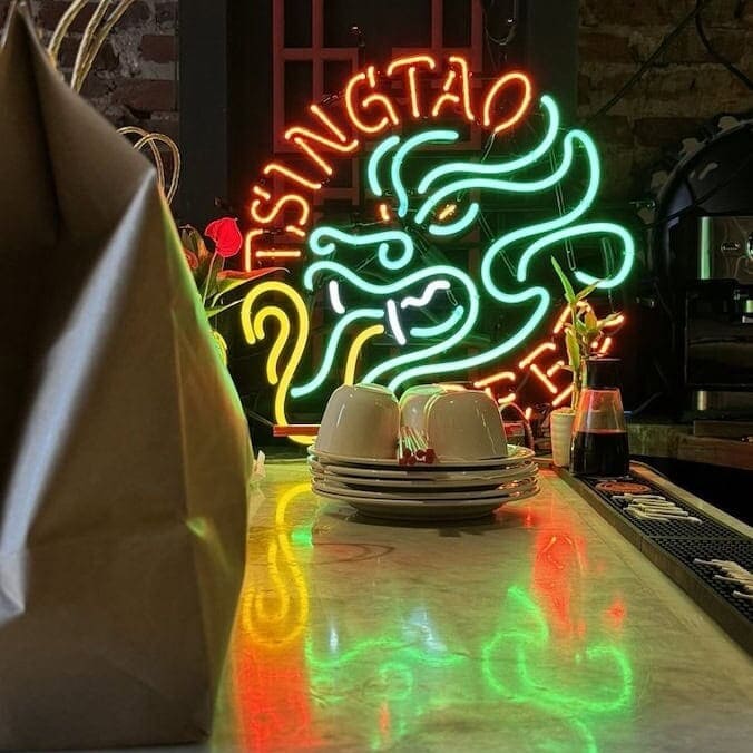Han Dynasty Chinese restaurant neon signs in Philadelphia