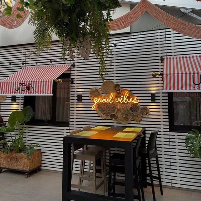 outdoor dinning custom led neon sign restaurant decor