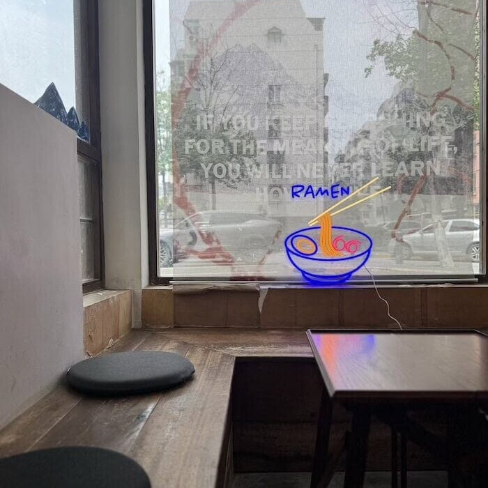 ramen neon sign window decor shop lighting
